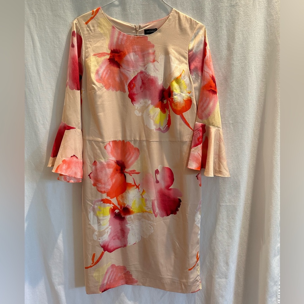 NWOT, THE LIMITED pink and peach floral dress with 3/4 sleeve, size 16 Tall.